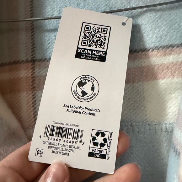 SHACKET - Picture 4 of 9